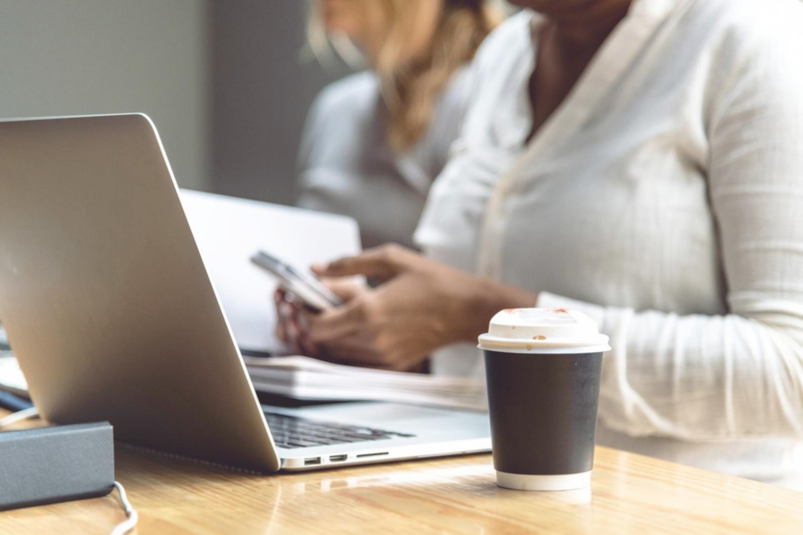 Espacio de trabajo colaborativo para análisis financiero